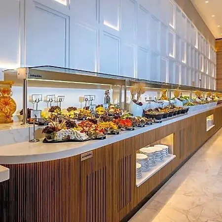 Seven Seas Life Hotel