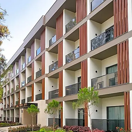 Seven Seas Life Hotel
